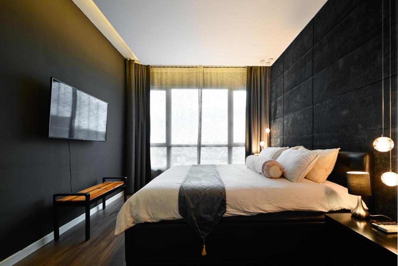 Estella Heights Saigon City View 2Br Apartment & Pool, Ho-Chi-Minh-Stadt Exterior foto